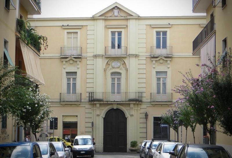 Vanvitelli Apartments Caserta Exteriör bild